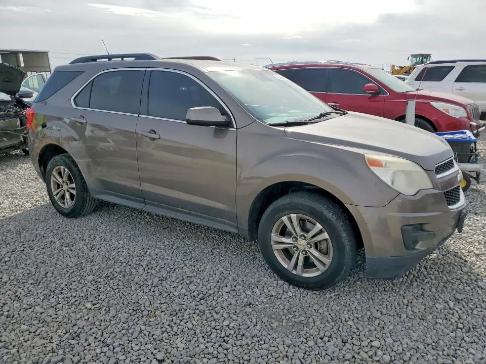 2012 CHEVROLET EQUINOX LT  