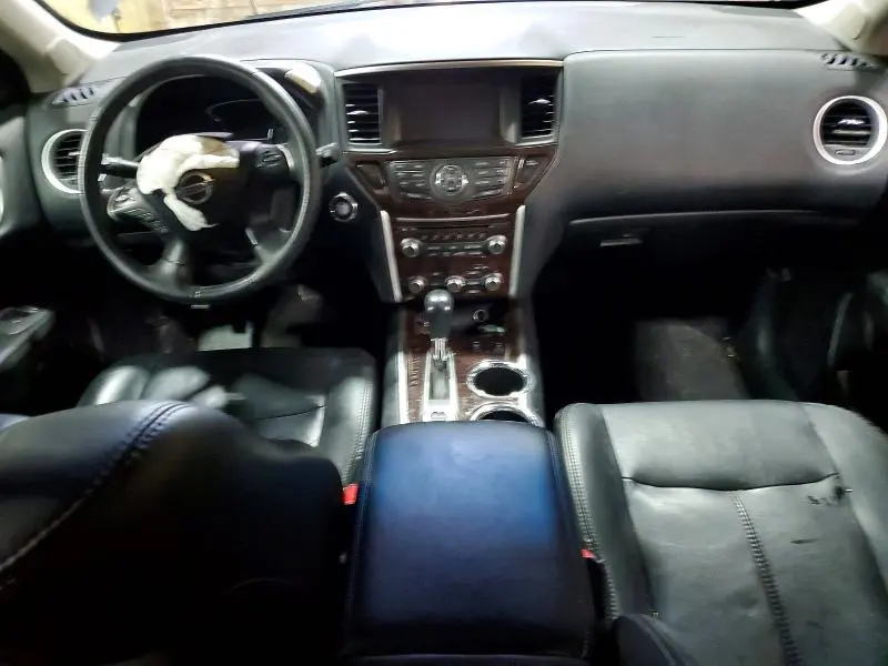2014 NISSAN PATHFINDER SL  