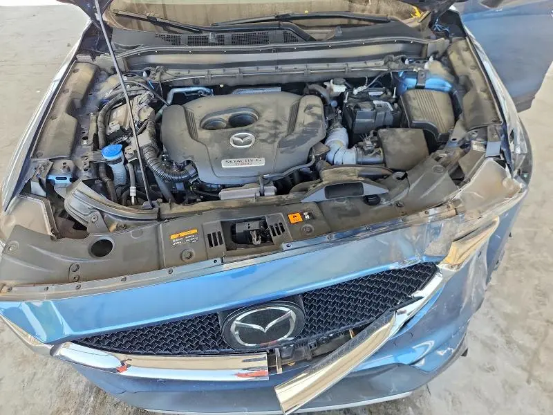 2021 MAZDA CX-5 SIGNATURE  