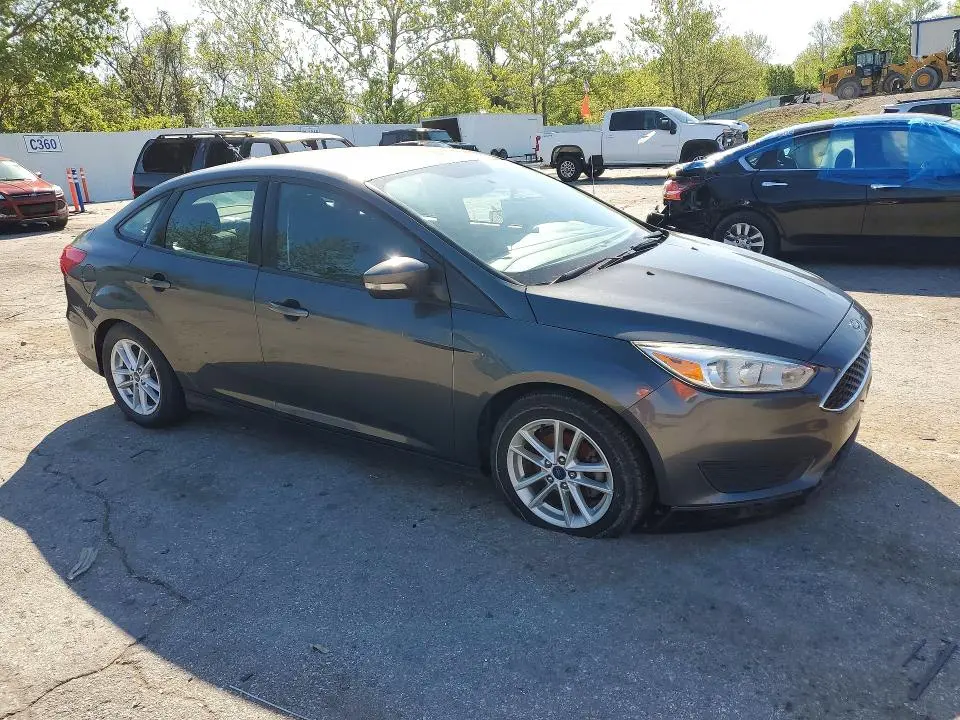 2016 FORD FOCUS SE  
