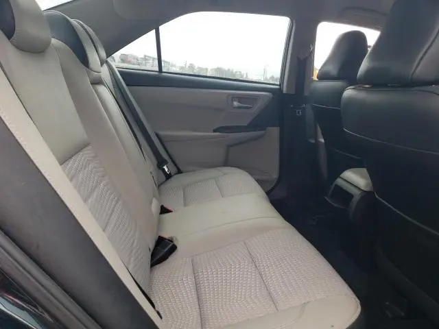 2015 TOYOTA CAMRY LE  