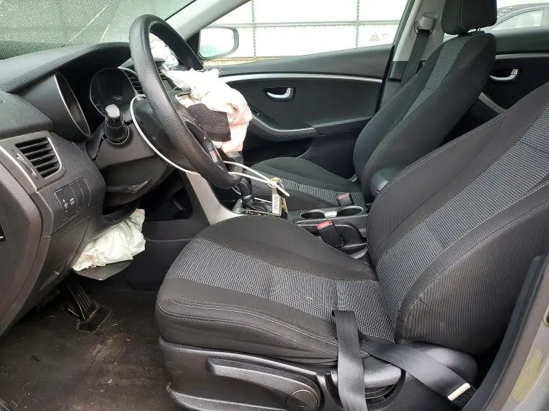 2017 HYUNDAI ELANTRA GT BASE  