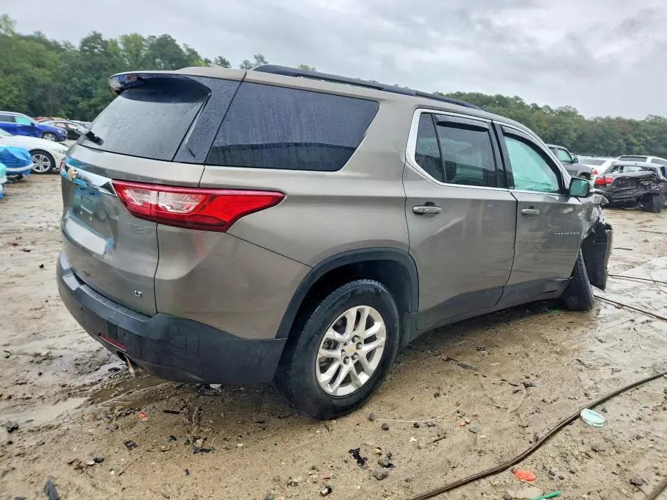 2019 CHEVROLET TRAVERSE LT  