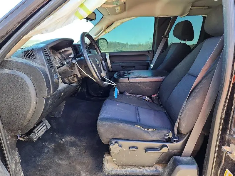 2011 CHEVROLET SILVERADO K1500 LT  