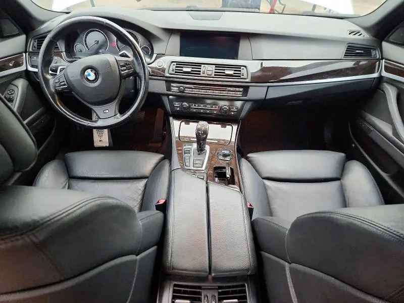 2013 BMW 550 XI  