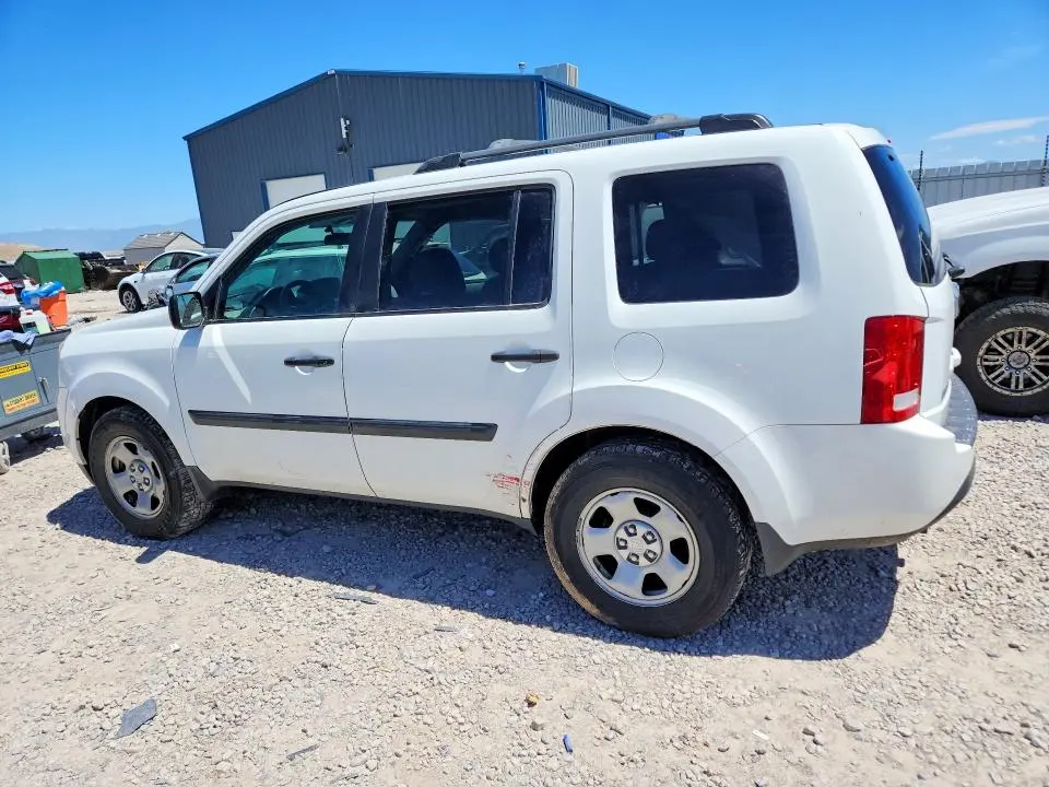 2015 HONDA PILOT LX  