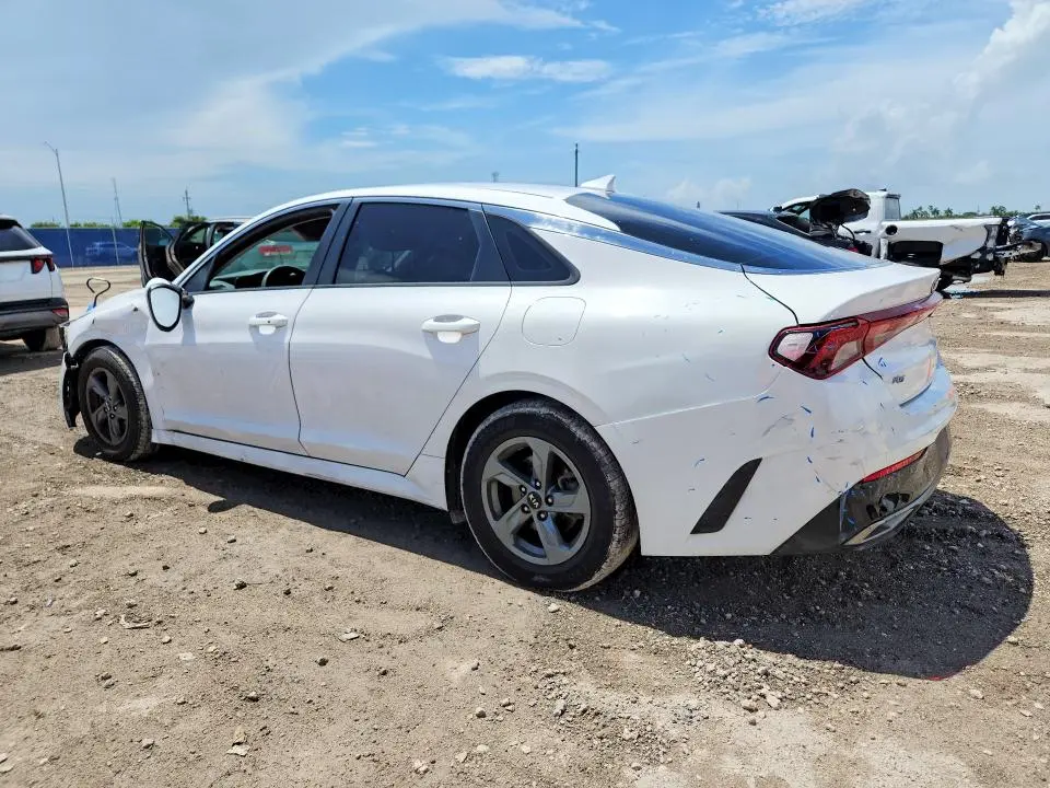 2021 KIA K5   
