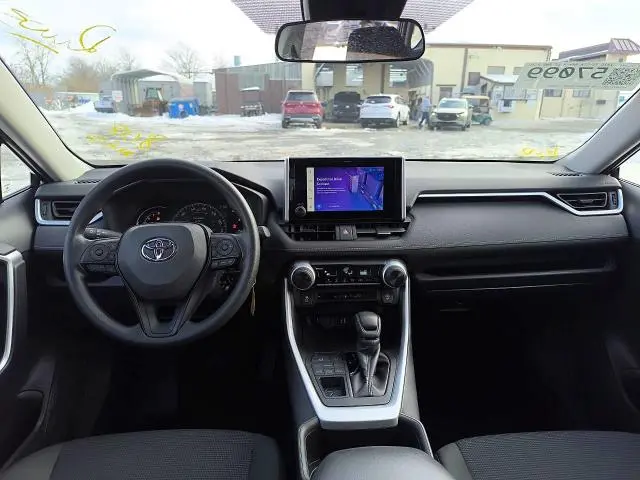 2025 TOYOTA RAV4 LE  