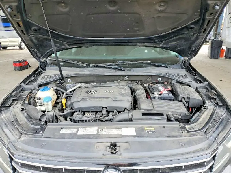 2016 VOLKSWAGEN PASSAT S  