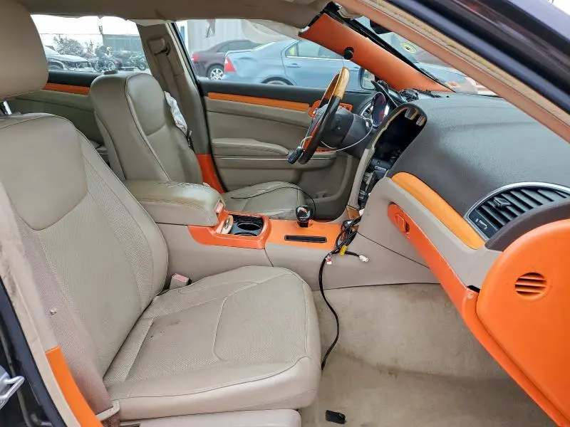 2012 CHRYSLER 300 LIMITED  