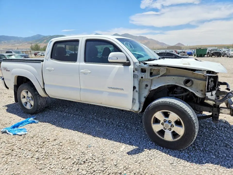 2013 TOYOTA TACOMA DOUBLE CAB  