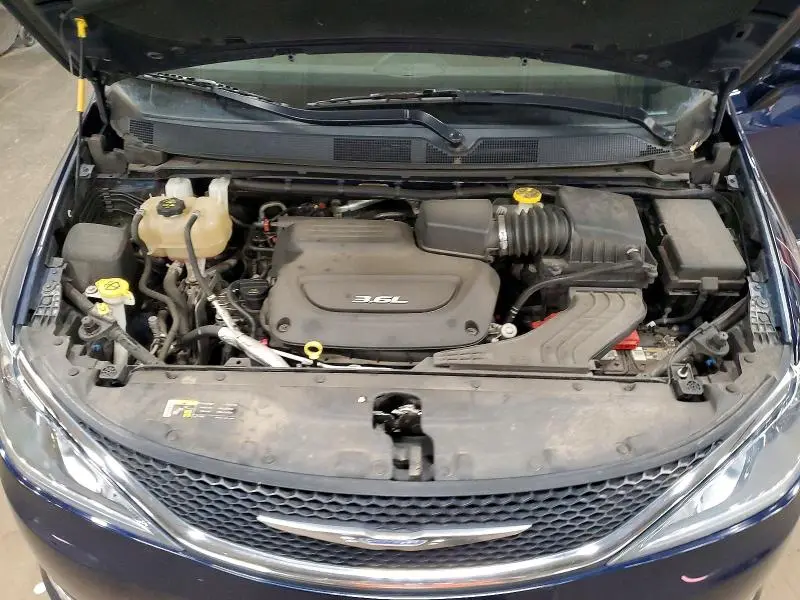2017 CHRYSLER PACIFICA TOURING L  