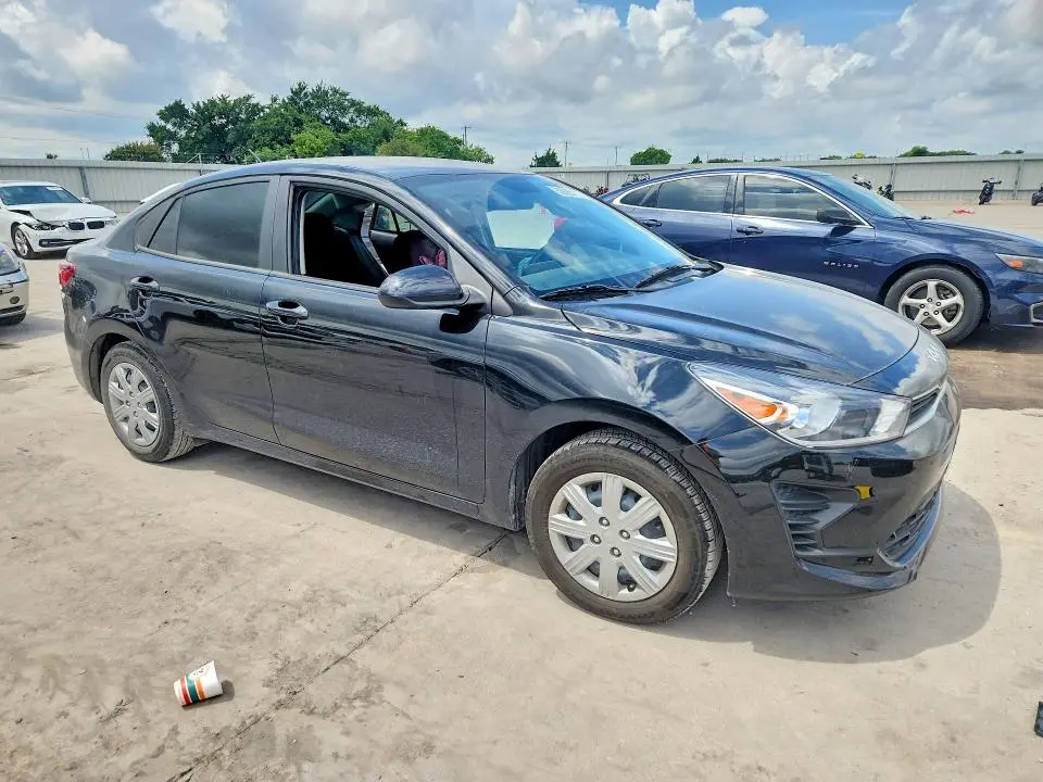 2023 KIA RIO S  
