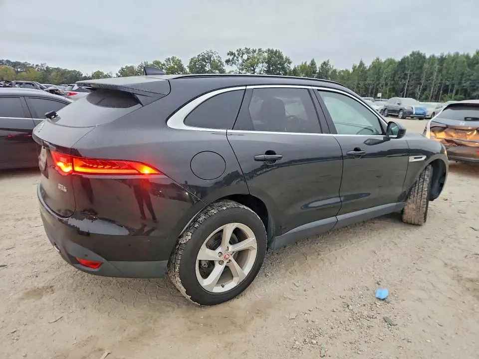 2019 JAGUAR F-PACE PREMIUM  