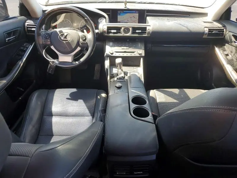 2016 LEXUS IS 200T  