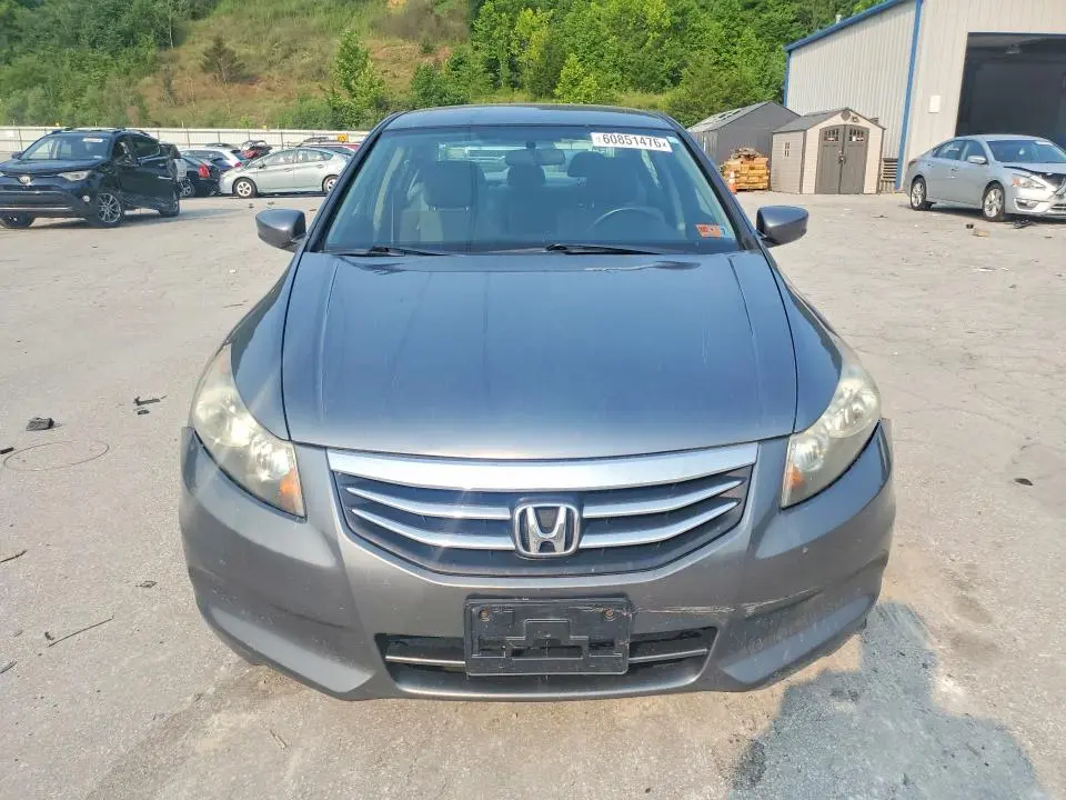 2011 HONDA ACCORD LX  