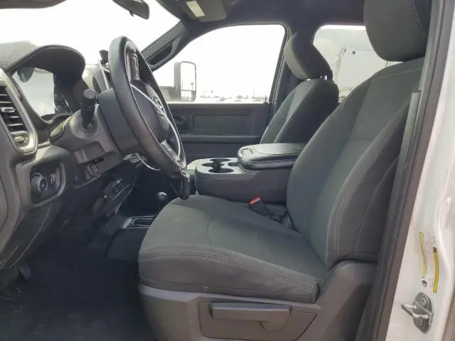 2022 RAM 3500 TRADESMAN  
