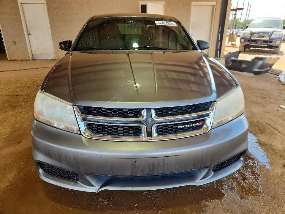2013 DODGE AVENGER SE  
