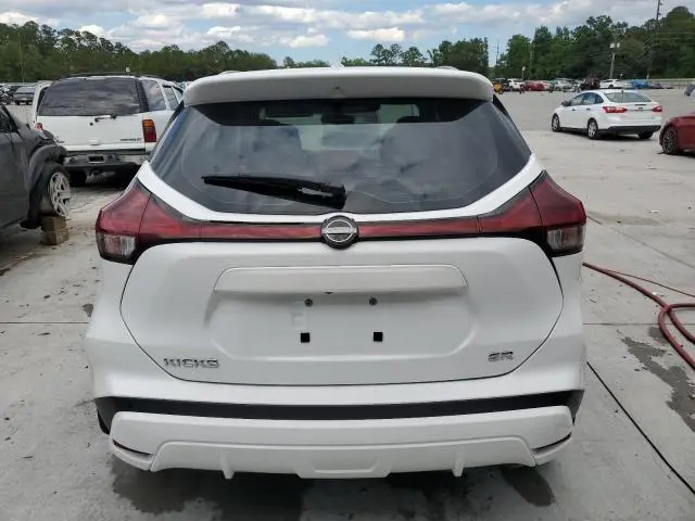 2023 NISSAN KICKS SR  