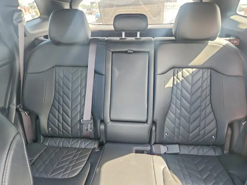 2023 KIA SPORTAGE X LINE  