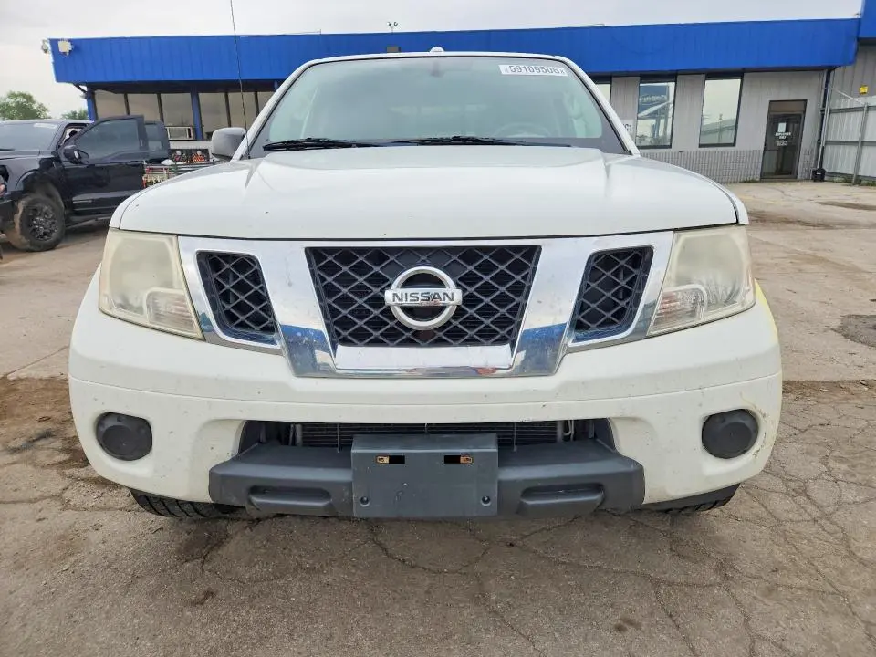 2014 NISSAN FRONTIER S  