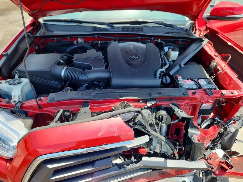 2022 TOYOTA TACOMA SR5 V6  