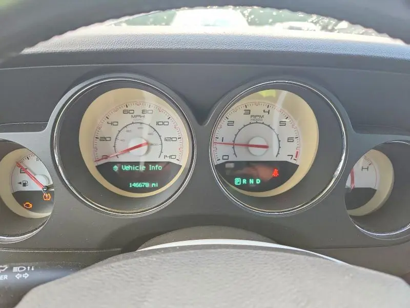 2012 DODGE CHALLENGER SXT  