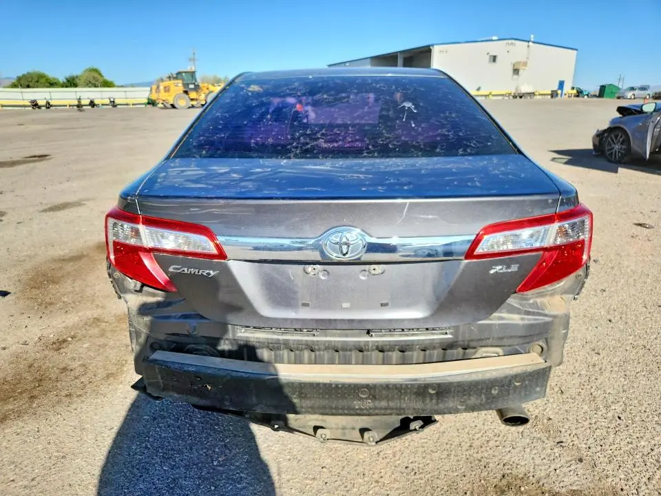 2014 TOYOTA CAMRY XLE  