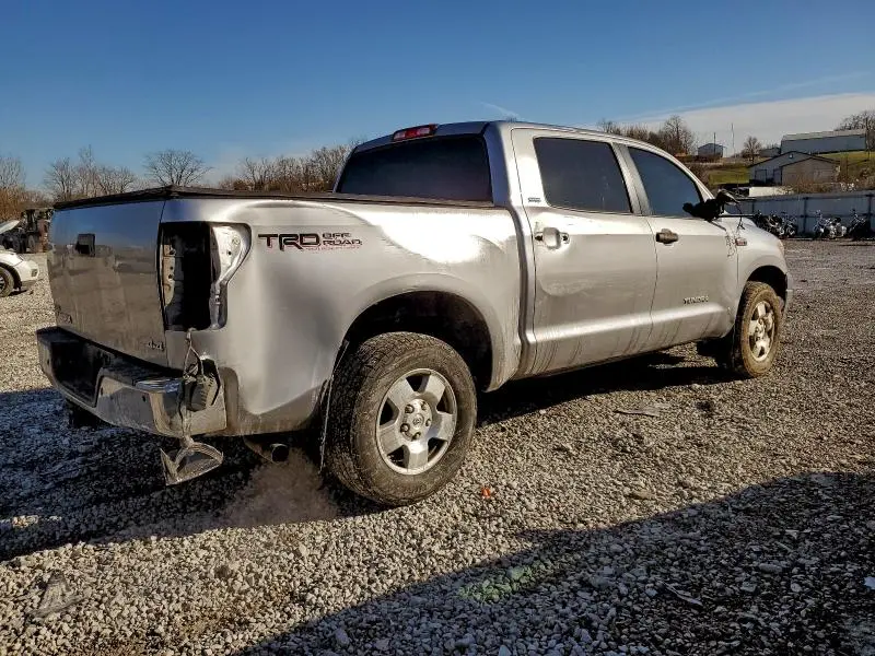 2013 TOYOTA TUNDRA CREWMAX SR5  