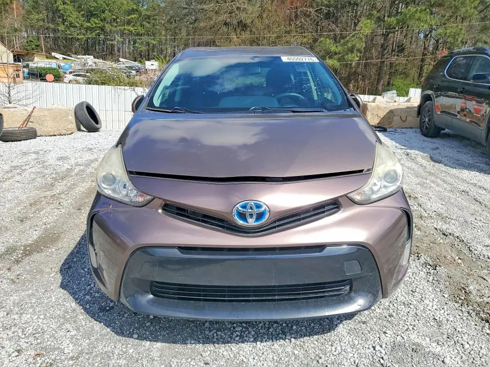 2015 TOYOTA PRIUS V THREE  