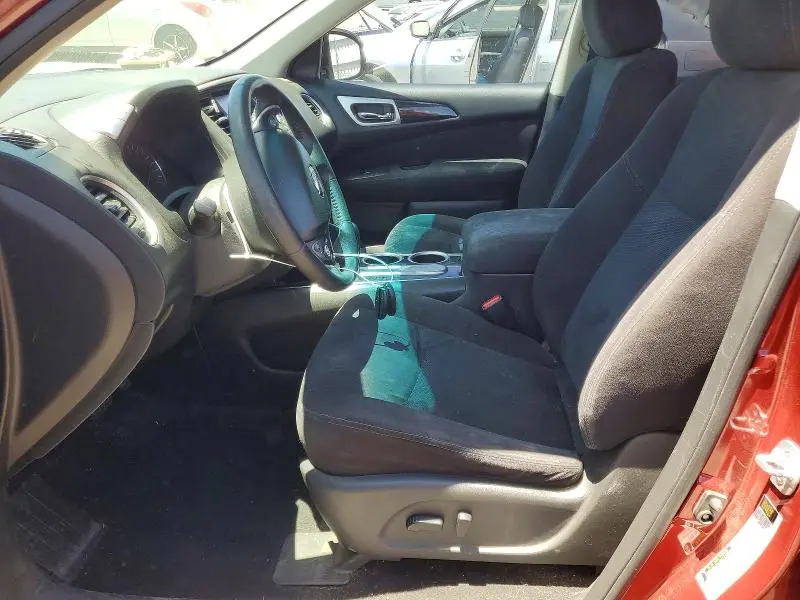2016 NISSAN PATHFINDER SV  