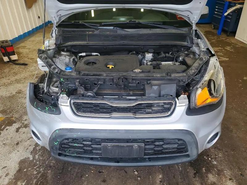 2013 KIA SOUL +  