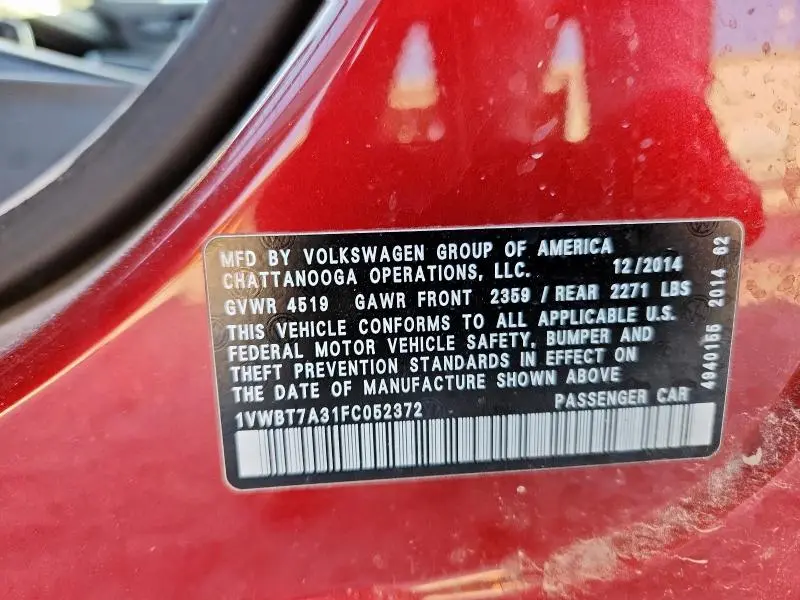 2015 VOLKSWAGEN PASSAT SE  