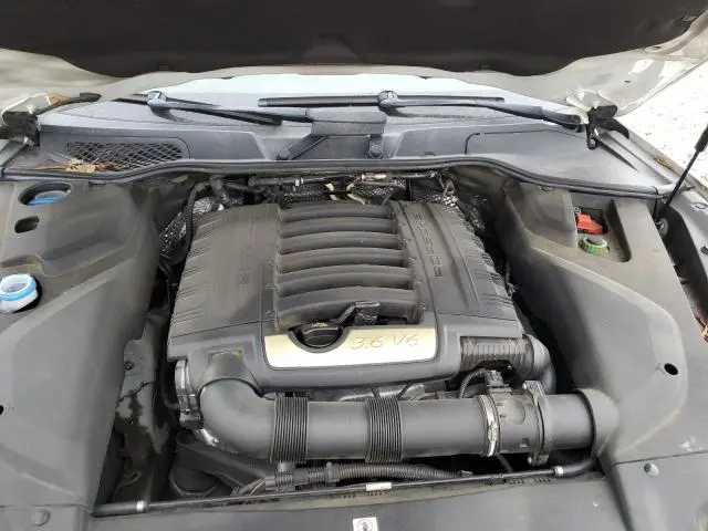 2016 PORSCHE CAYENNE   