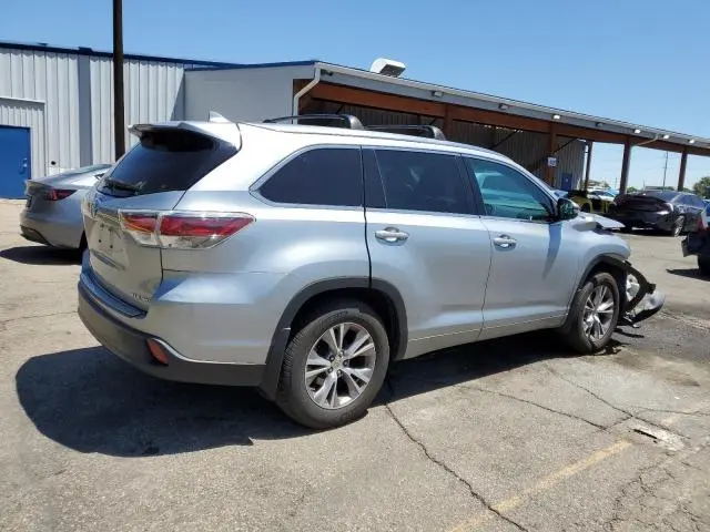 2015 TOYOTA HIGHLANDER XLE  