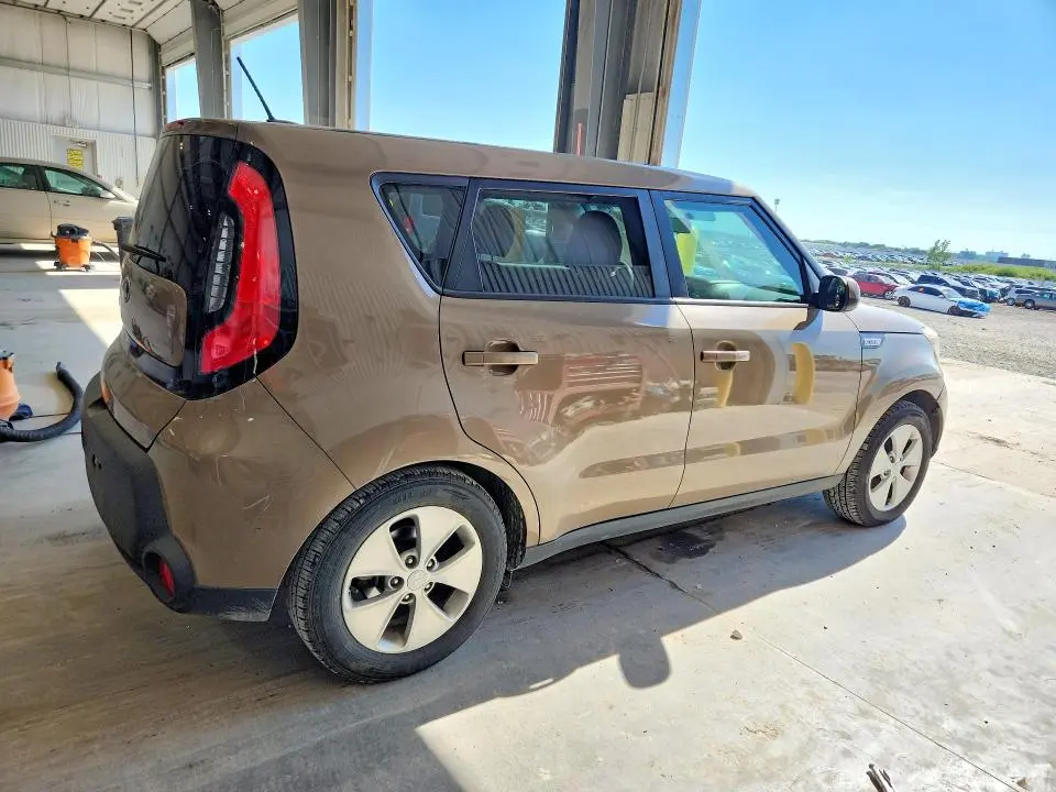 2016 KIA SOUL   