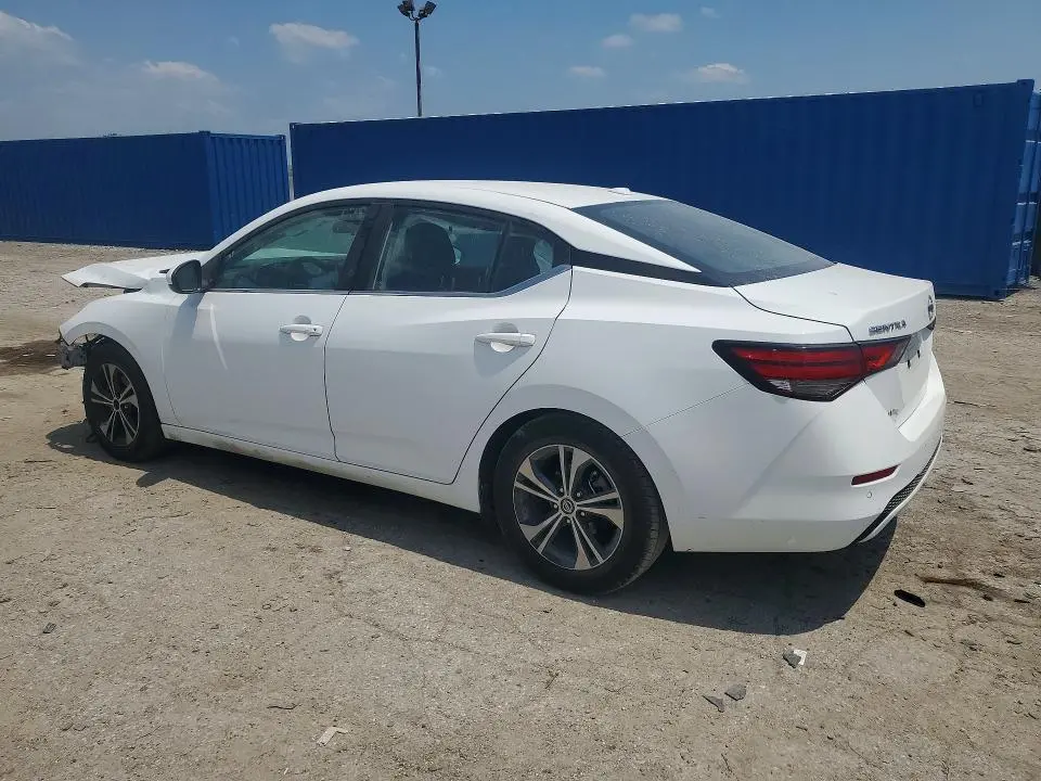 2022 NISSAN SENTRA SV  