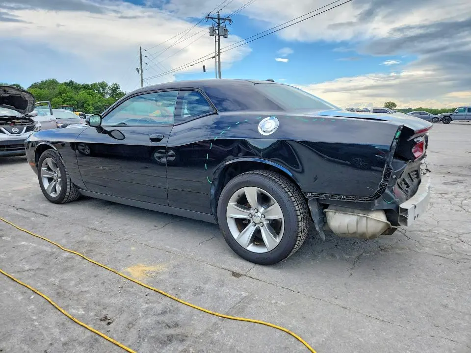 2017 DODGE CHALLENGER SXT  
