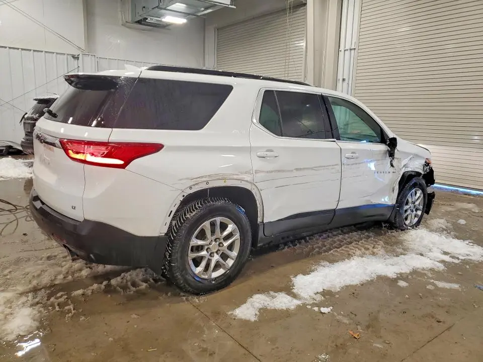 2020 CHEVROLET TRAVERSE LT  
