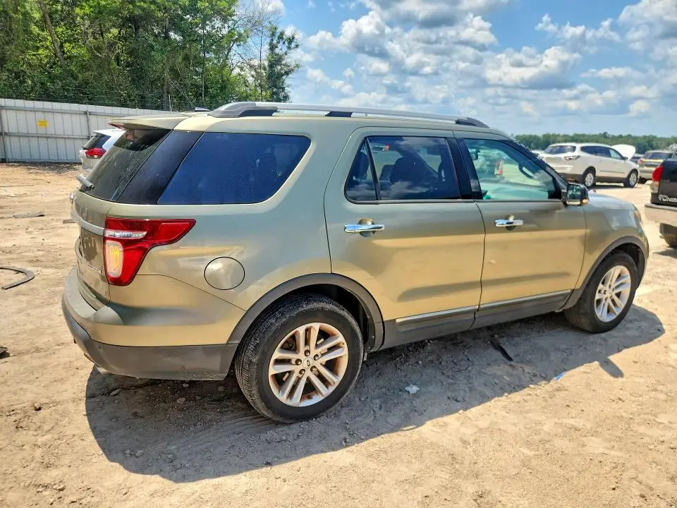 2013 FORD EXPLORER XLT  