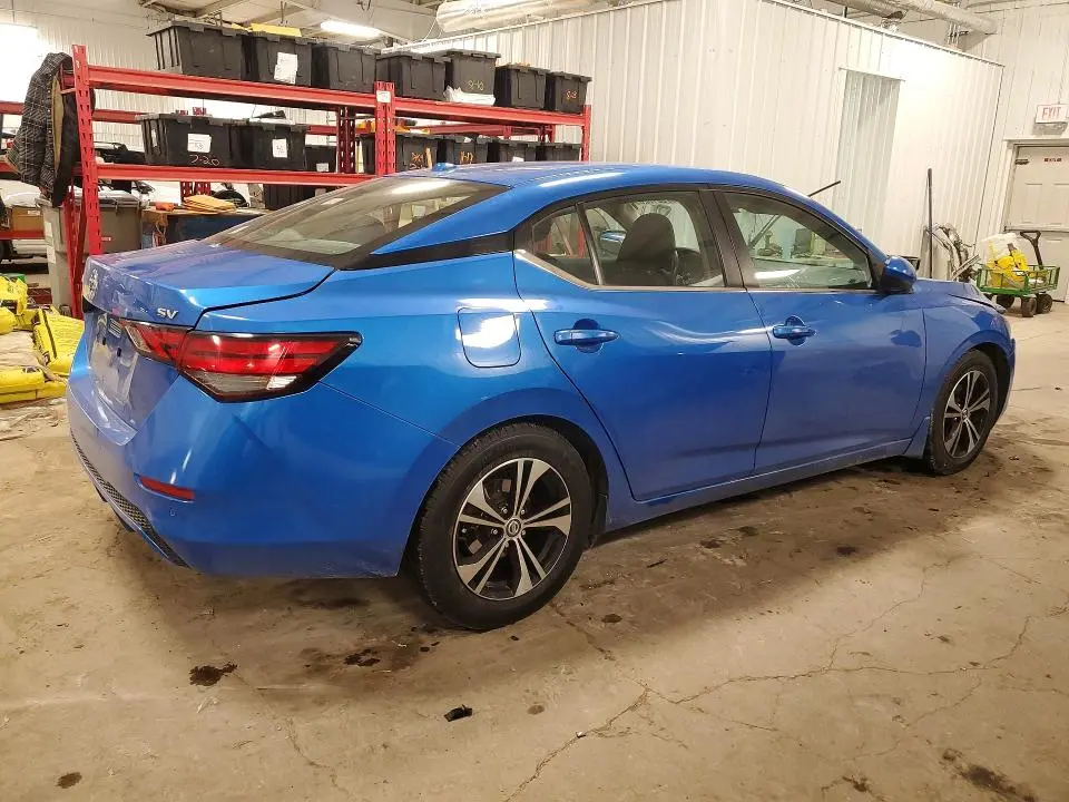 2022 NISSAN SENTRA SV  