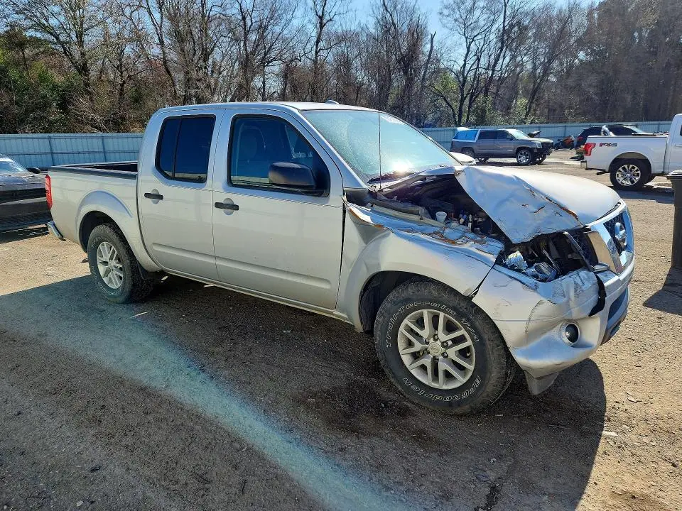 2016 NISSAN FRONTIER S  