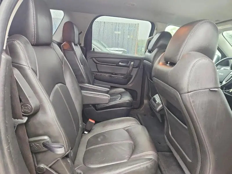 2016 GMC ACADIA SLT-1  