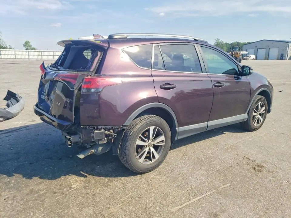 2018 TOYOTA RAV4 XLE  