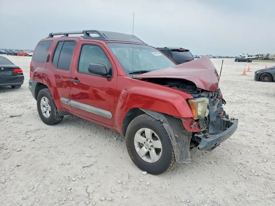 2013 NISSAN XTERRA X  