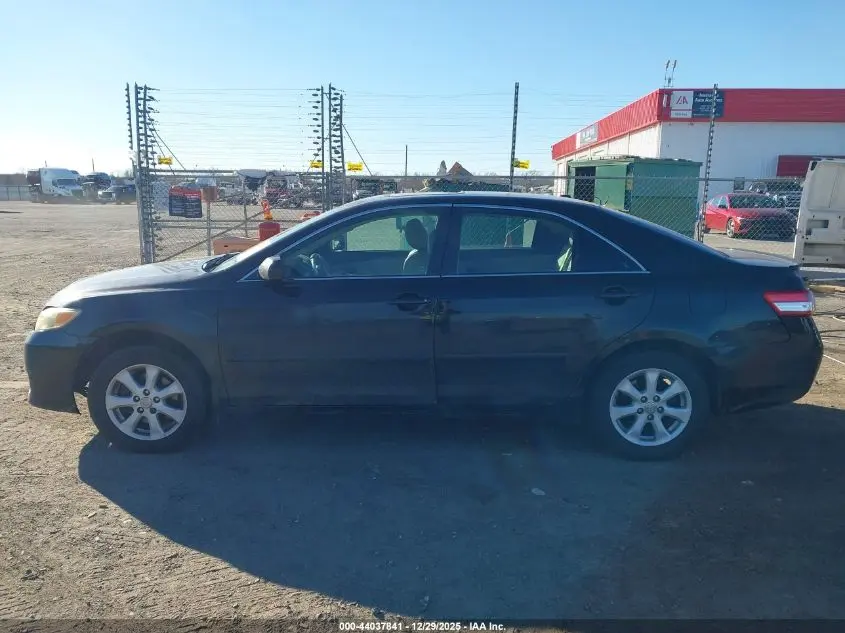 2010 TOYOTA CAMRY LE