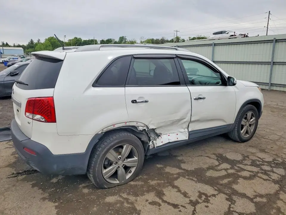 2013 KIA SORENTO EX  