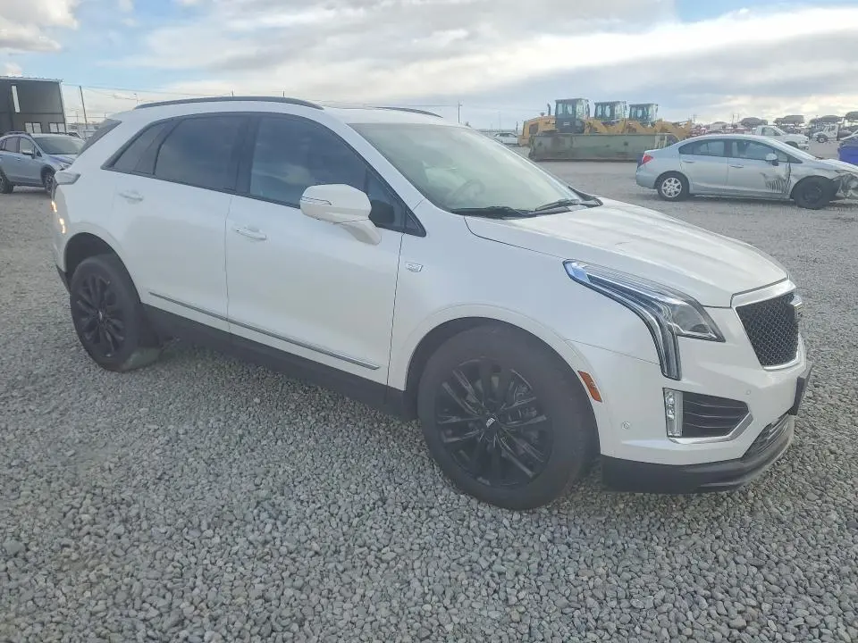 2021 CADILLAC XT5 SPORT  
