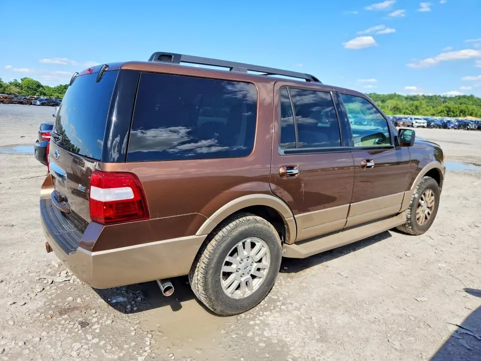 2011 FORD EXPEDITION XLT  