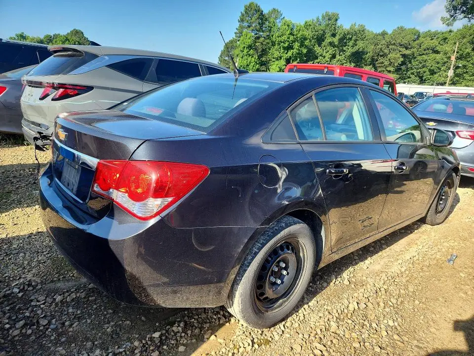 2013 CHEVROLET CRUZE LS  